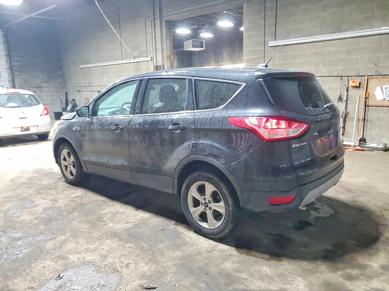 2015 FORD ESCAPE SE photo 2