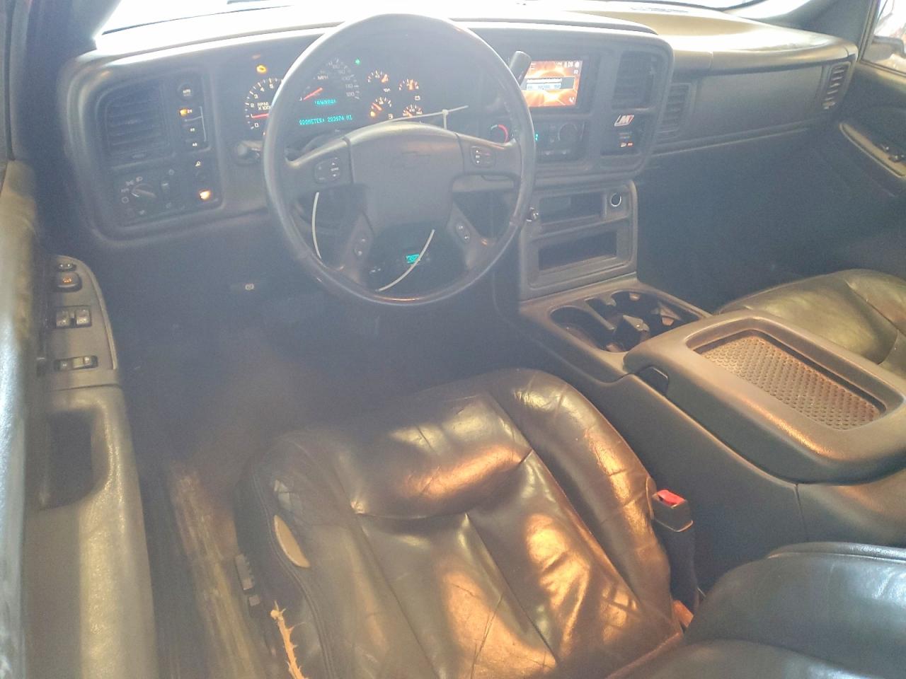 2004 CHEVROLET SILVERADO K1500 photo 8