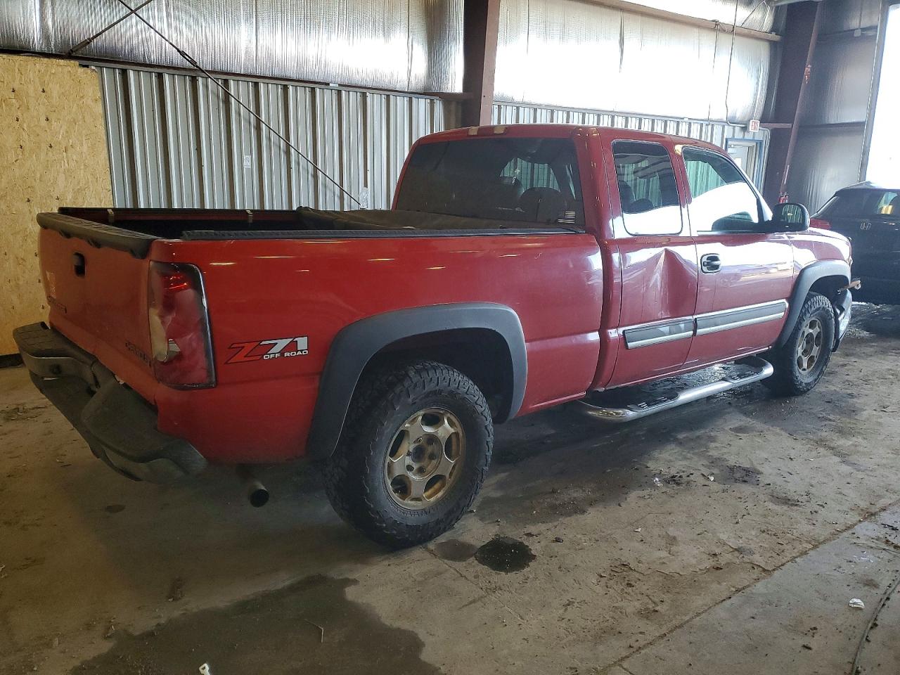 2004 CHEVROLET SILVERADO K1500 photo 3