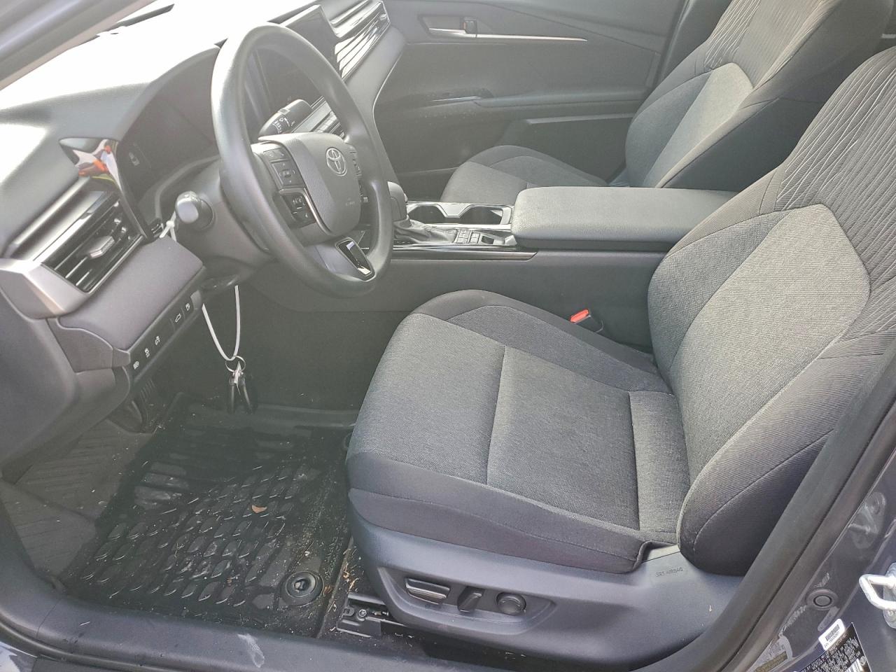 2025 TOYOTA CAMRY XSE photo 7