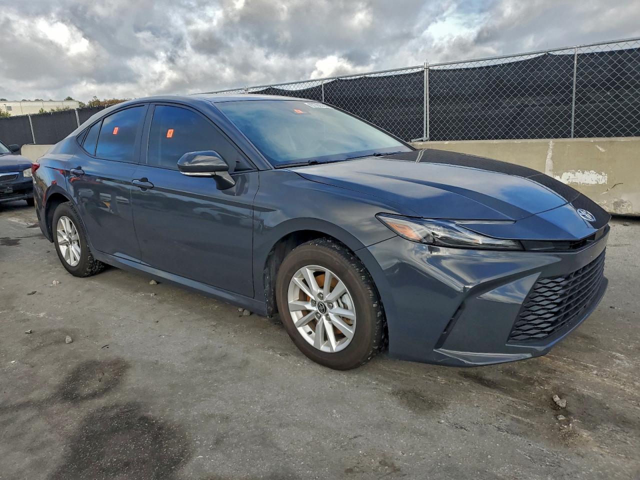 2025 TOYOTA CAMRY XSE photo 4