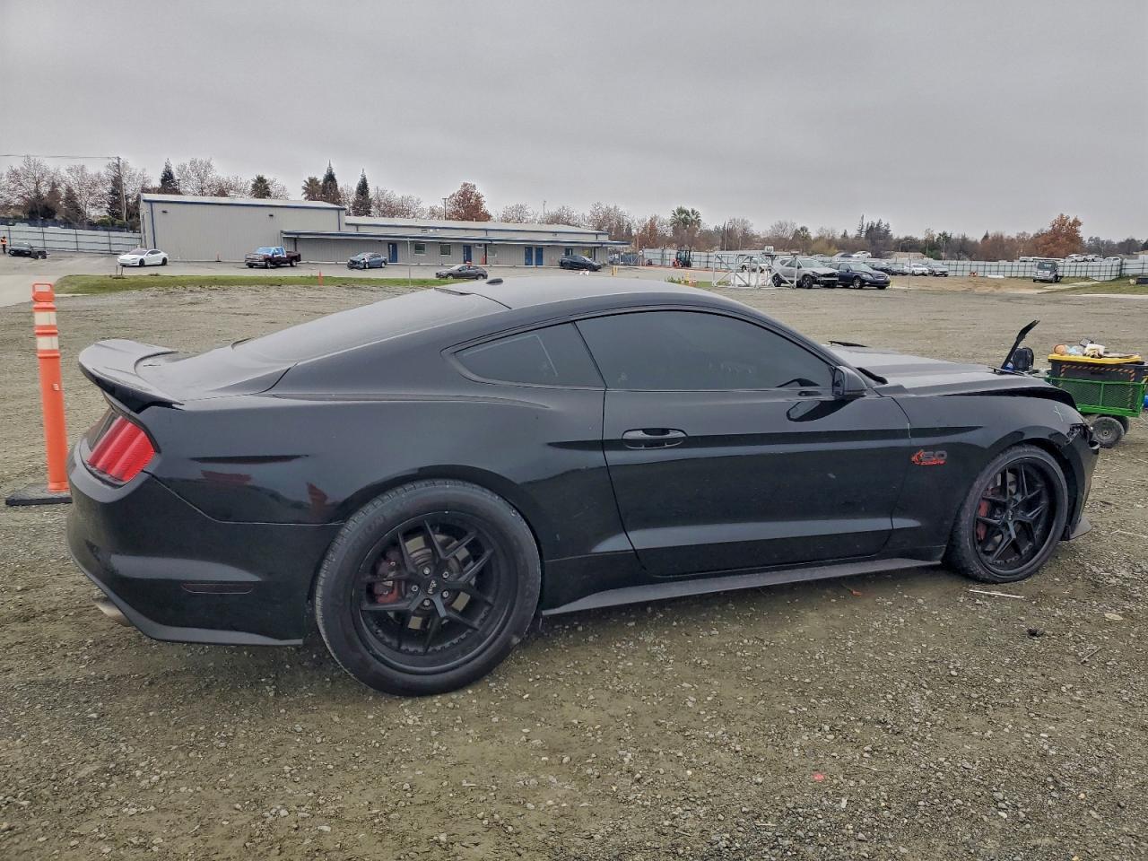 2015 FORD MUSTANG GT photo 3