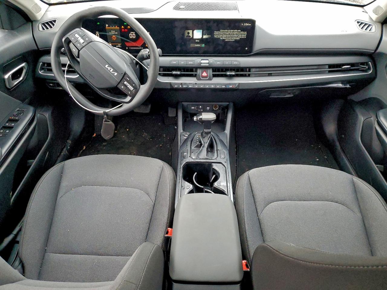 2025 KIA K4 LX photo 8