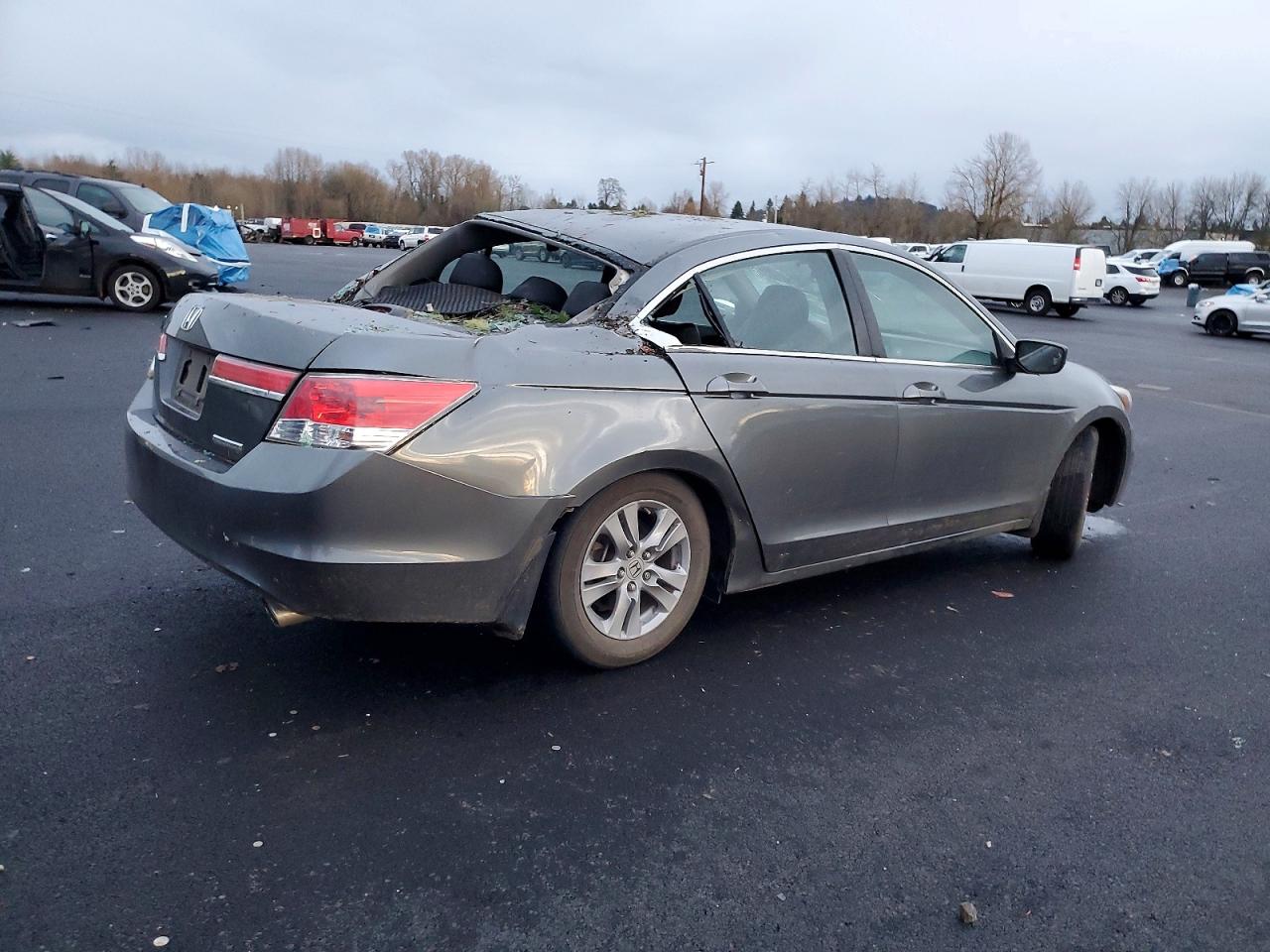 2011 HONDA ACCORD SE photo 3