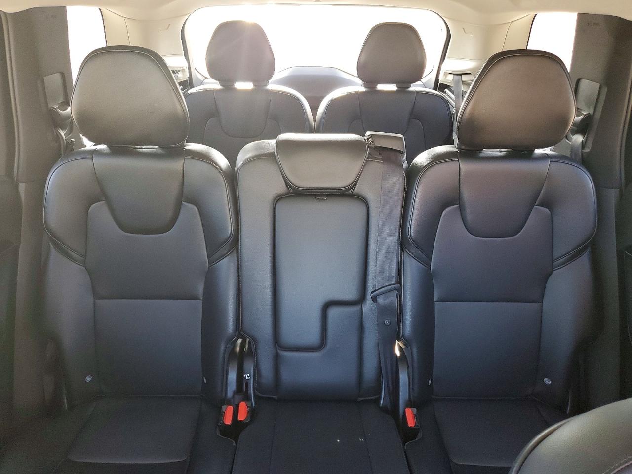 2019 VOLVO XC90 T5 MOMENTUM photo 10