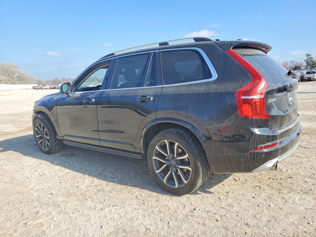 2019 VOLVO XC90 T5 MOMENTUM photo 2