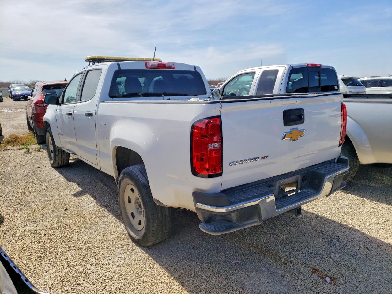 2018 CHEVROLET COLORADO photo 2