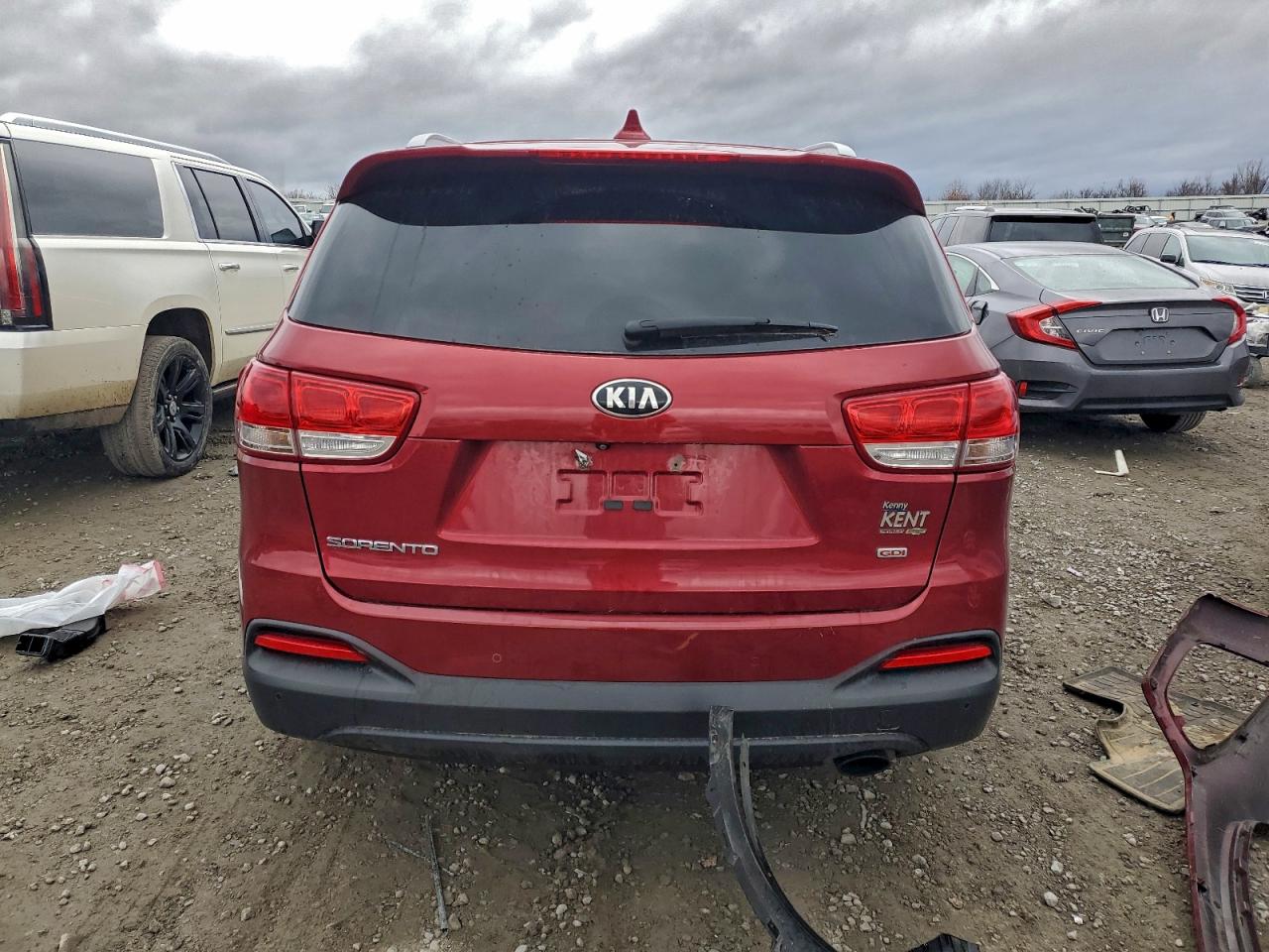 2016 KIA SORENTO LX photo 6