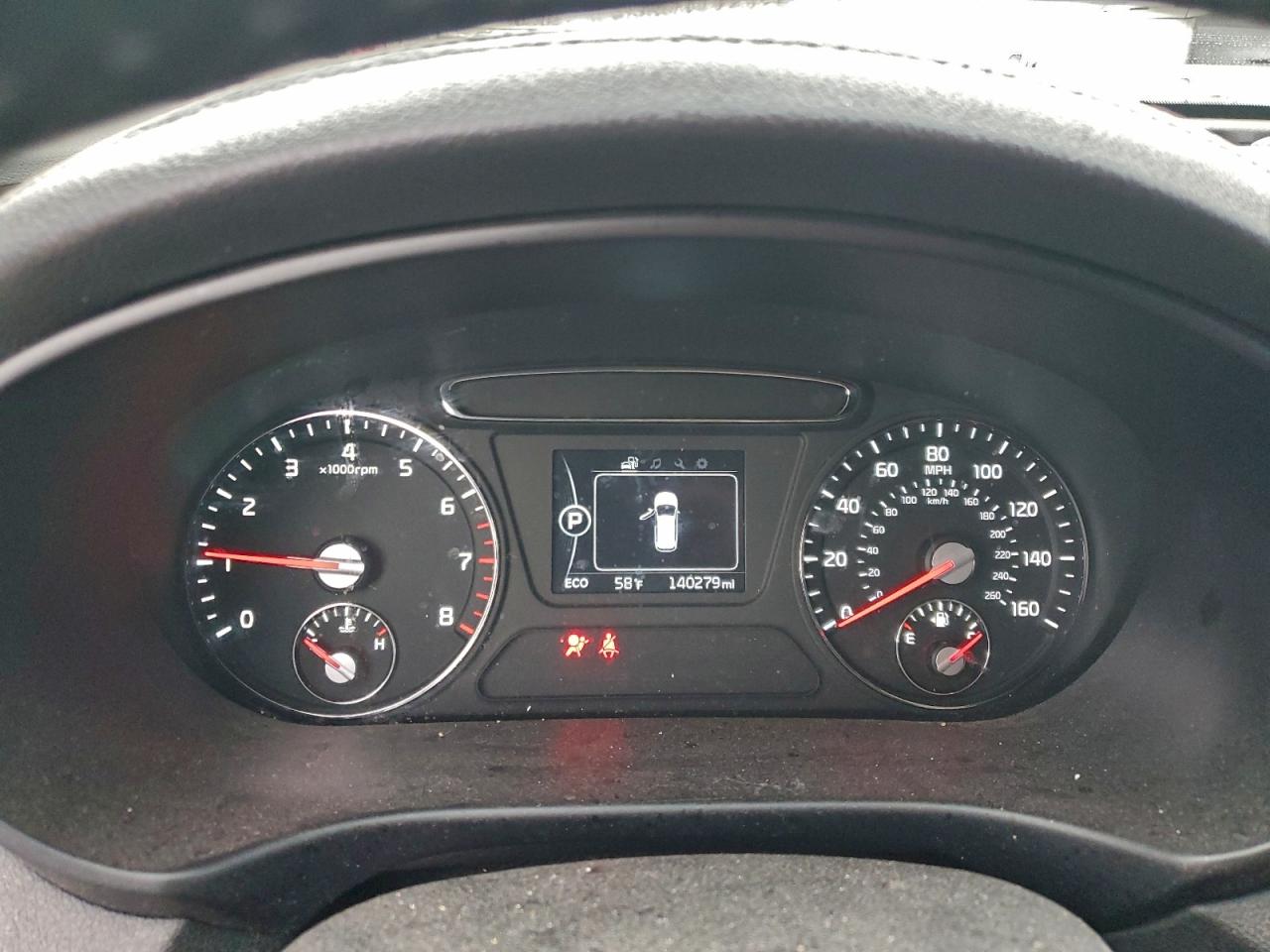 2016 KIA SORENTO LX photo 9