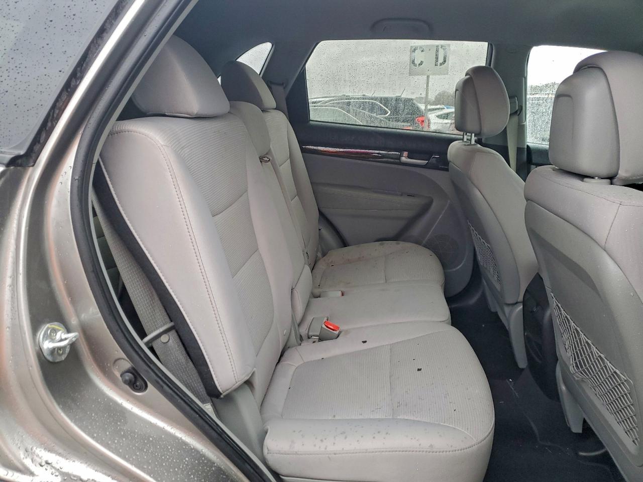2015 KIA SORENTO LX photo 31