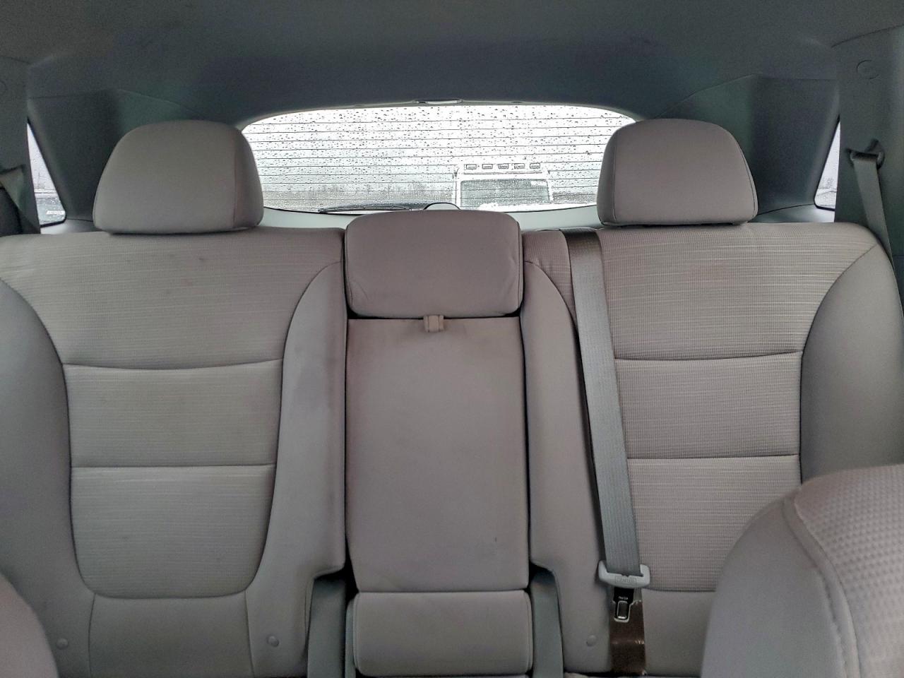 2015 KIA SORENTO LX photo 28