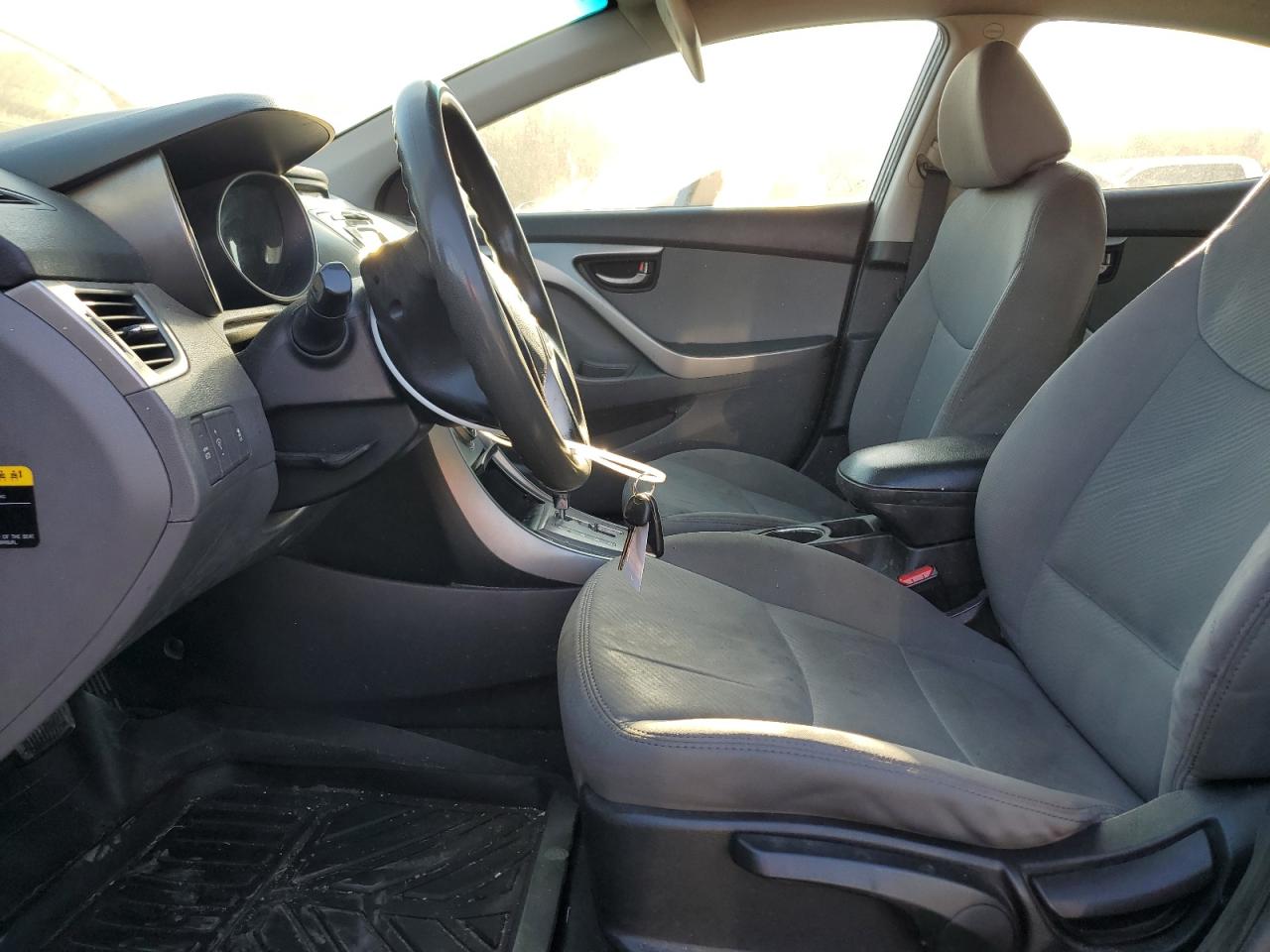 2013 HYUNDAI ELANTRA GLS photo 13