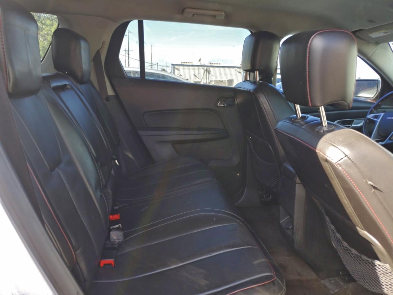 2011 GMC TERRAIN SLT photo 31