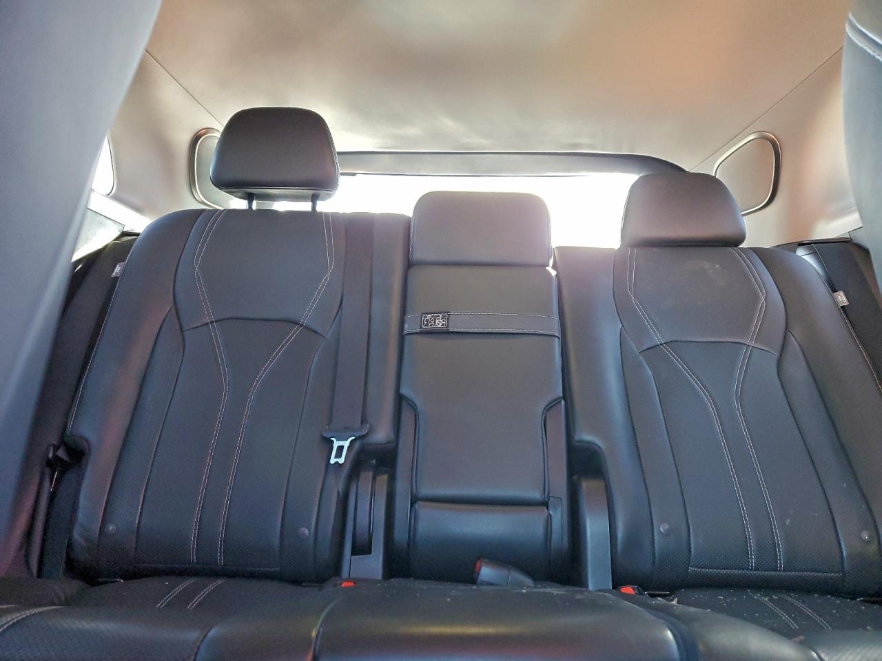 2022 LEXUS RX 450H photo 28