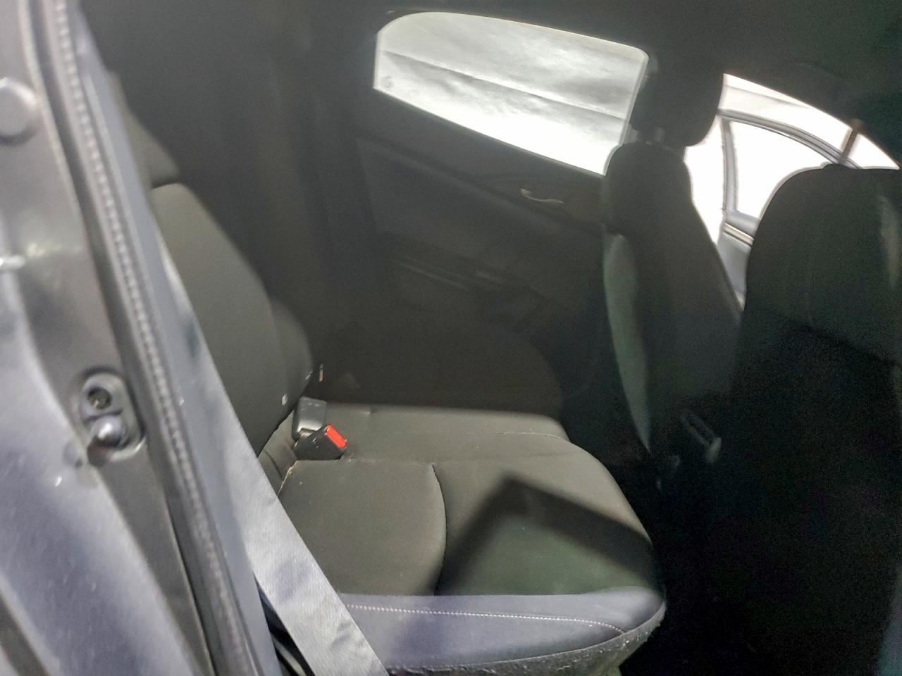 2017 HONDA CIVIC LX photo 28