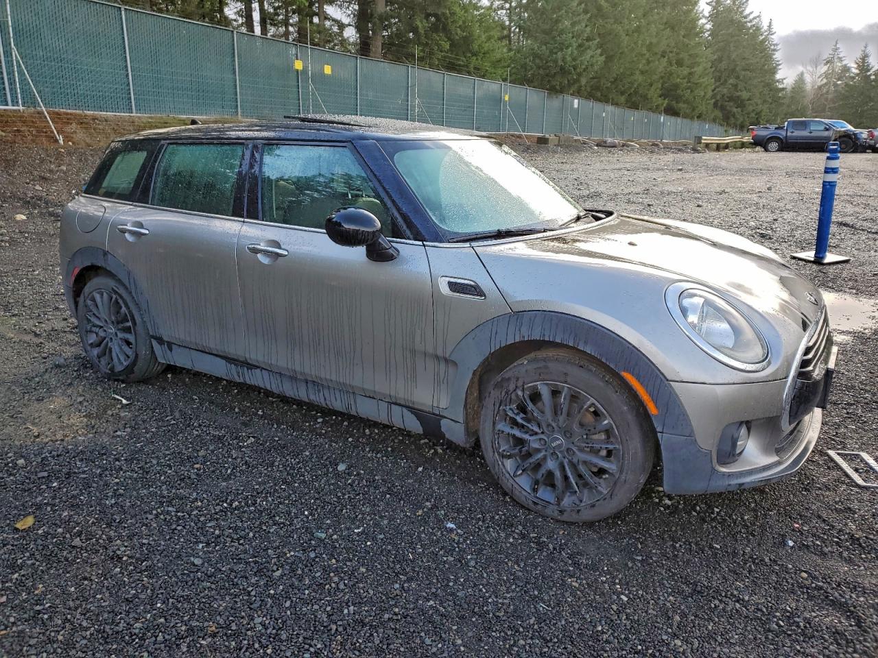 2017 MINI COOPER CLUBMAN photo 4