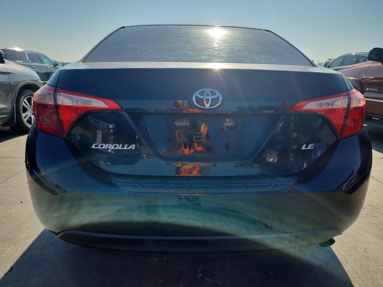 2018 TOYOTA COROLLA L photo 6