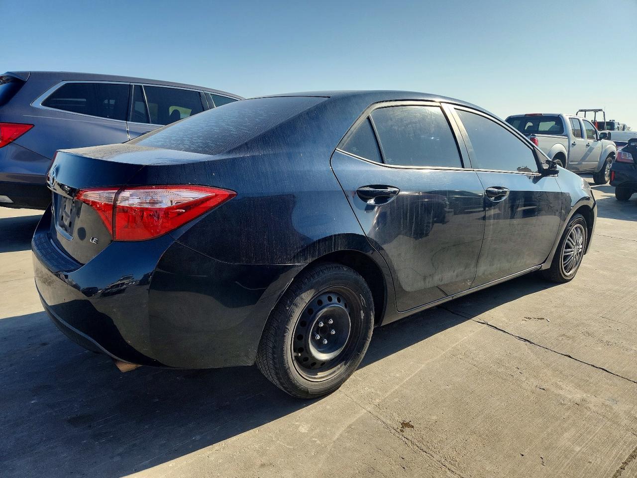 2018 TOYOTA COROLLA L photo 3
