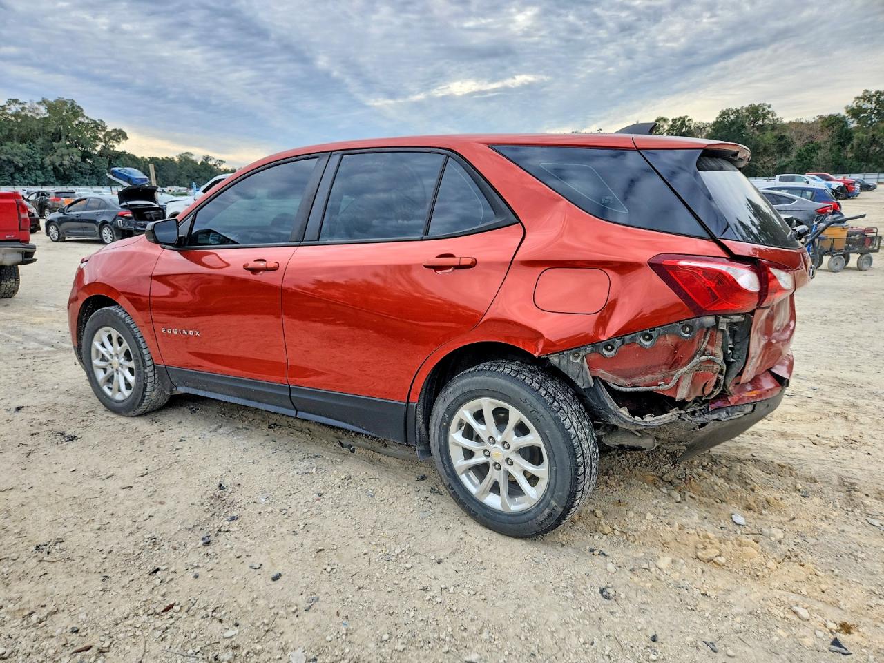 2020 CHEVROLET EQUINOX LS photo 2