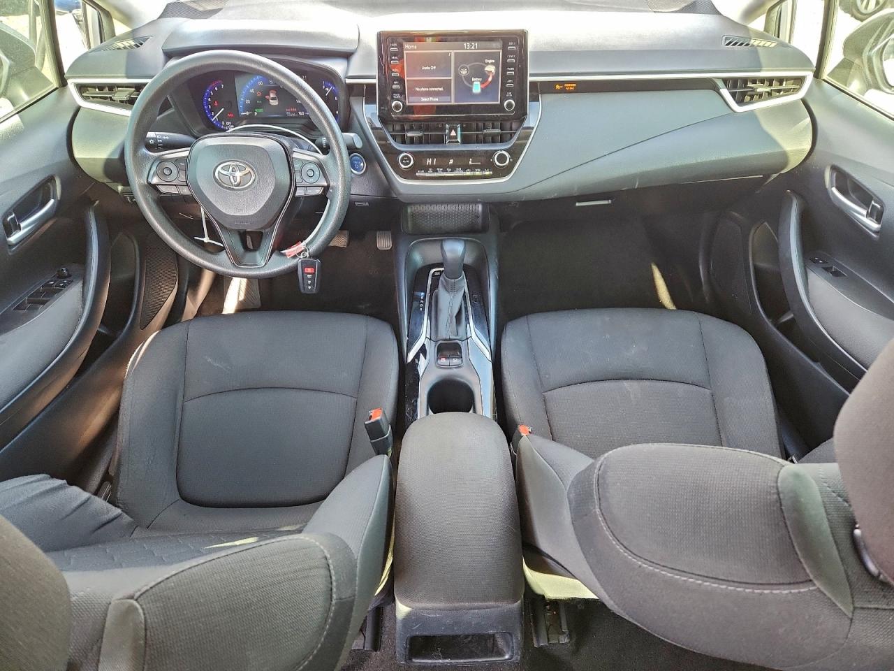 2020 TOYOTA COROLLA LE photo 8