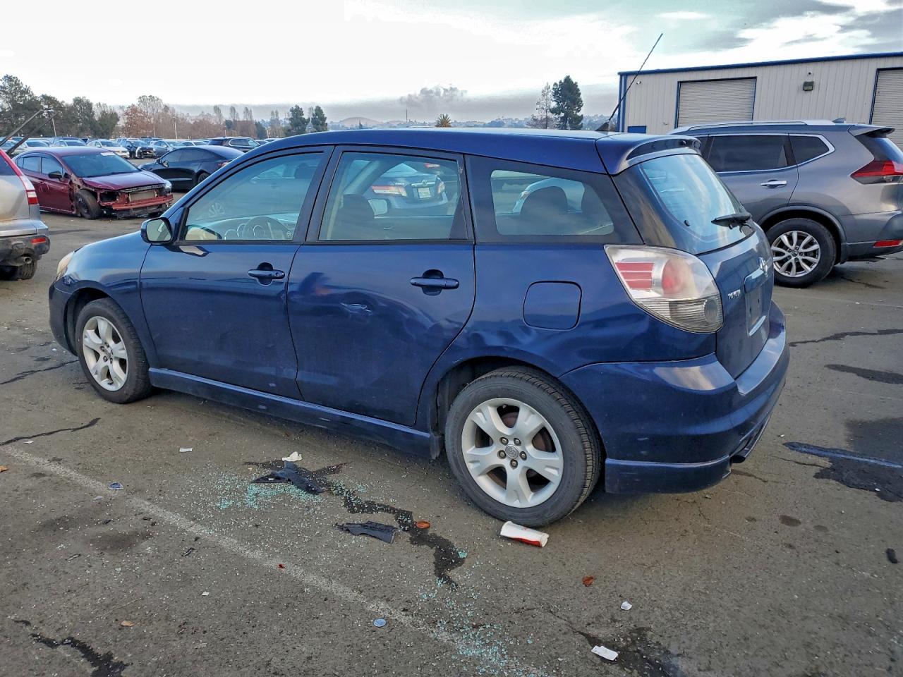 2006 TOYOTA COROLLA MATRIX XR photo 3