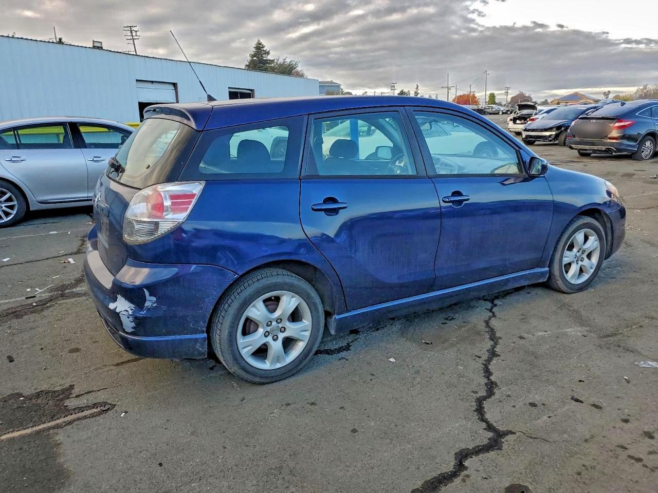 2006 TOYOTA COROLLA MATRIX XR photo 5