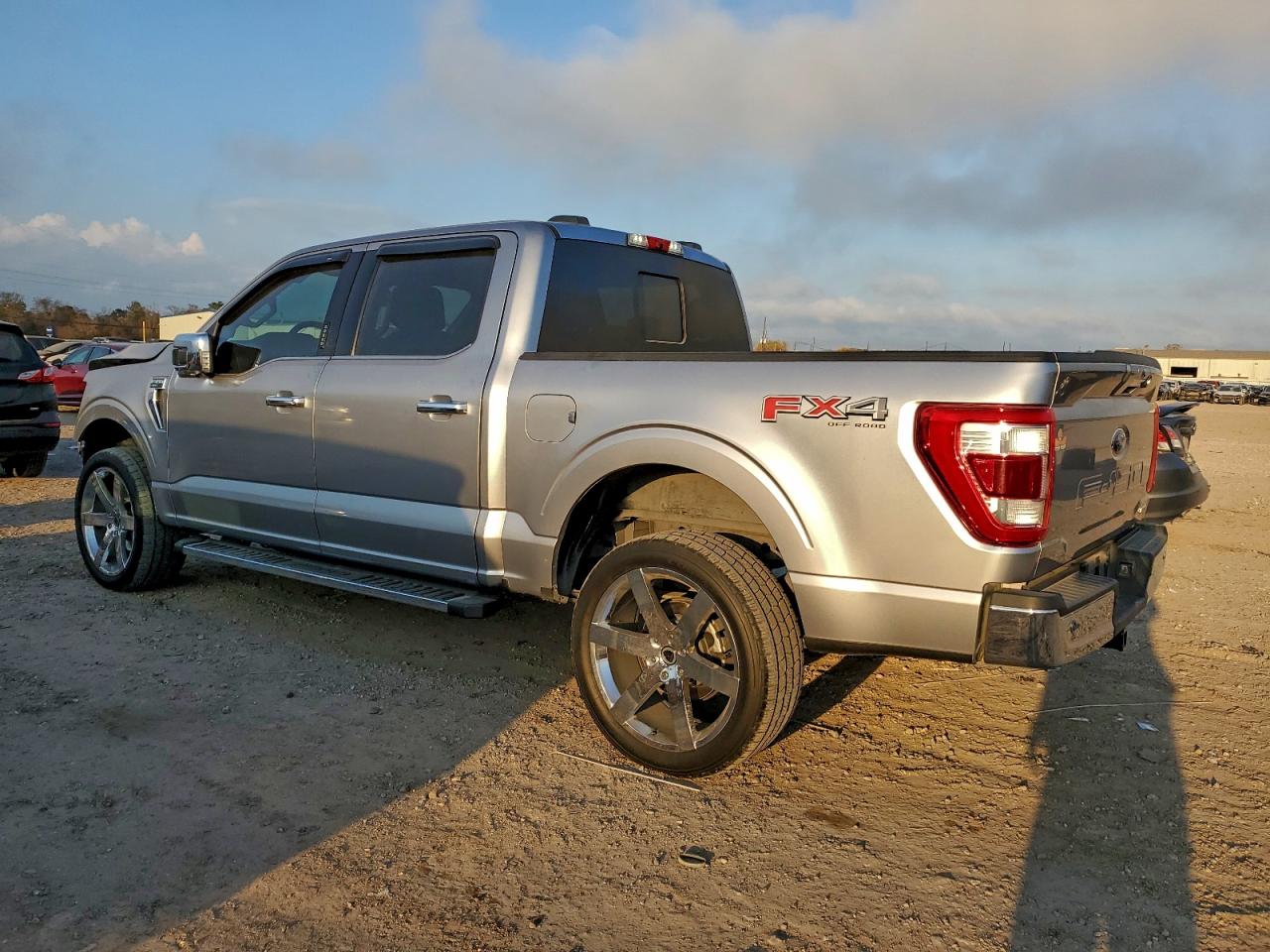 2021 FORD F150 SUPERCREW photo 2