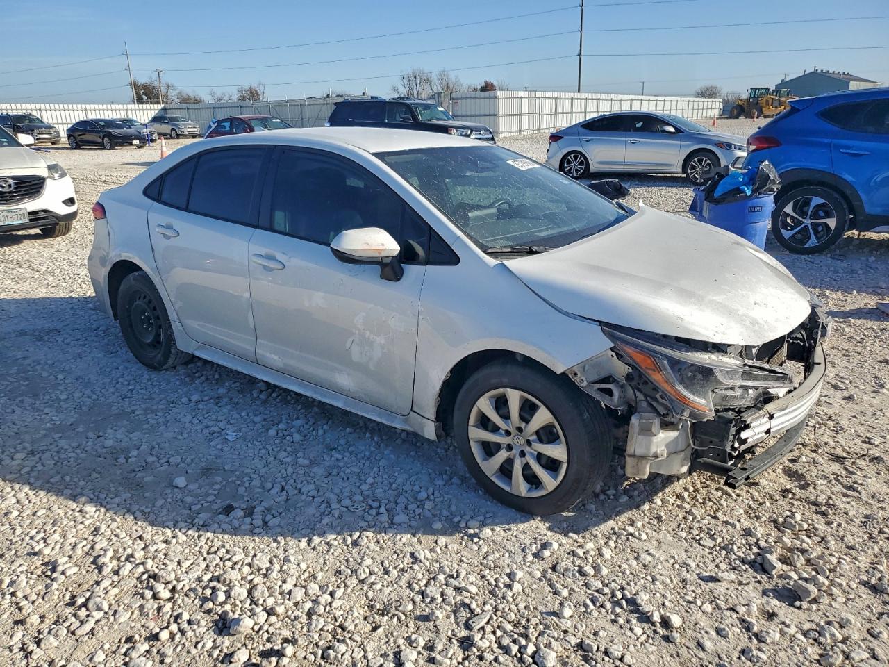 2024 TOYOTA COROLLA LE photo 4