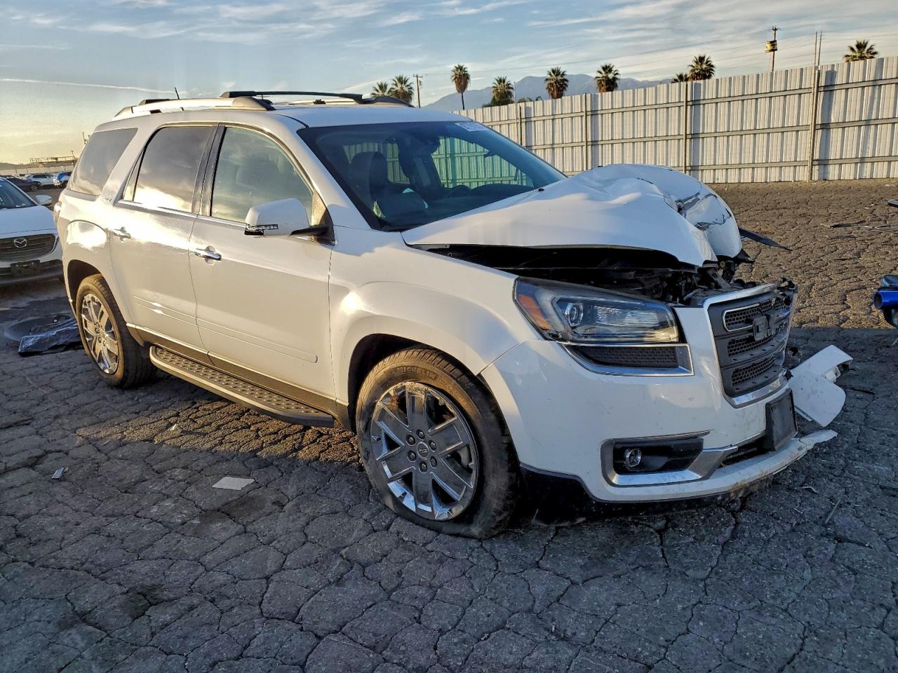 2017 GMC ACADIA LIMITED SLT-2 photo 4