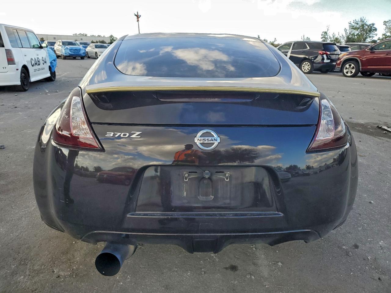 2016 NISSAN 370Z BASE photo 6