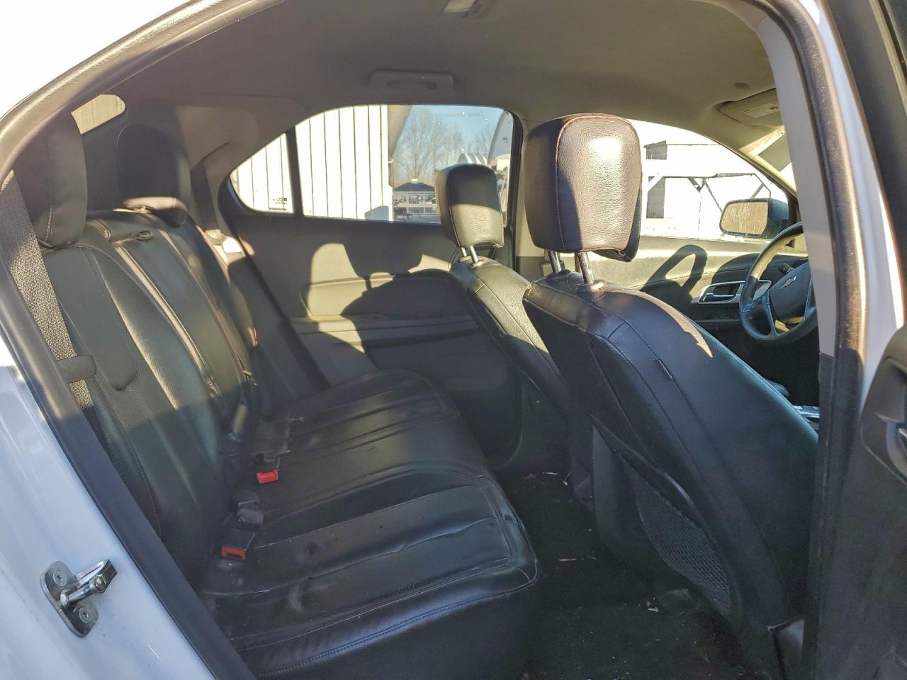 2015 CHEVROLET EQUINOX LS photo 21