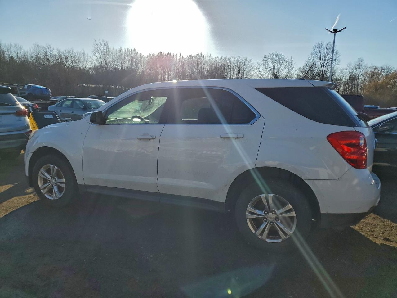 2015 CHEVROLET EQUINOX LS photo 3