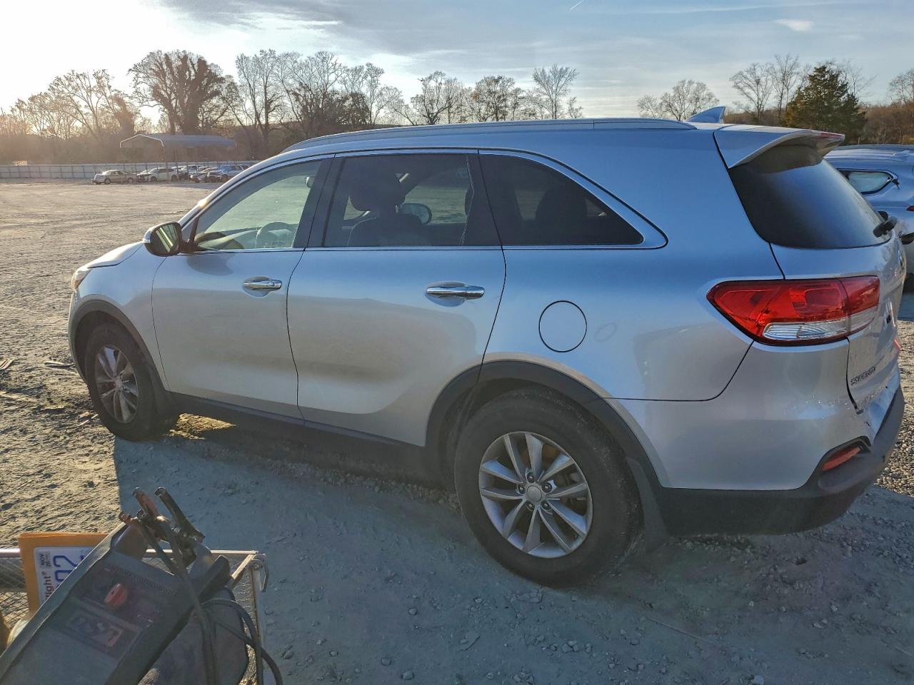 2016 KIA SORENTO LX photo 2