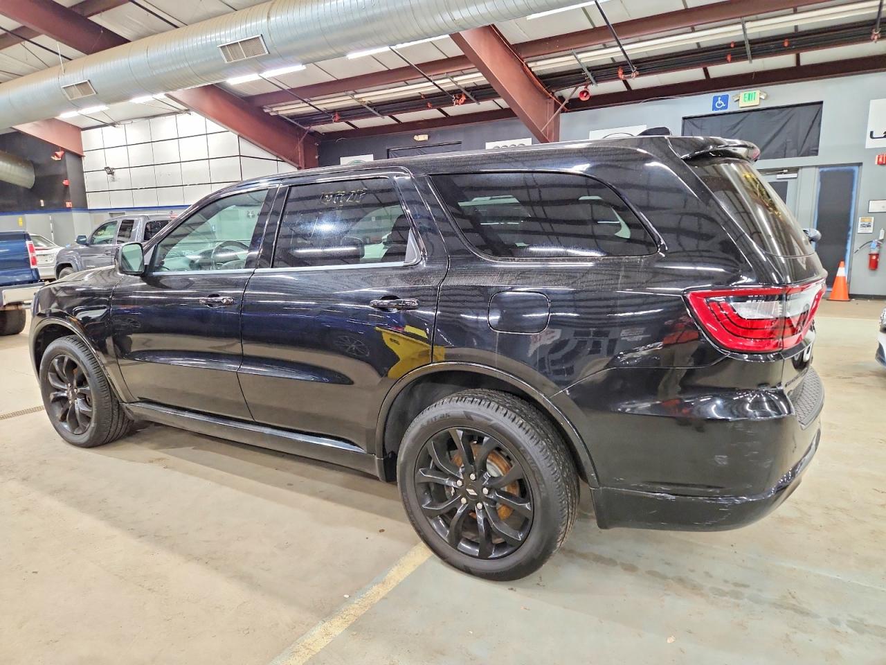 2019 DODGE DURANGO SXT photo 3