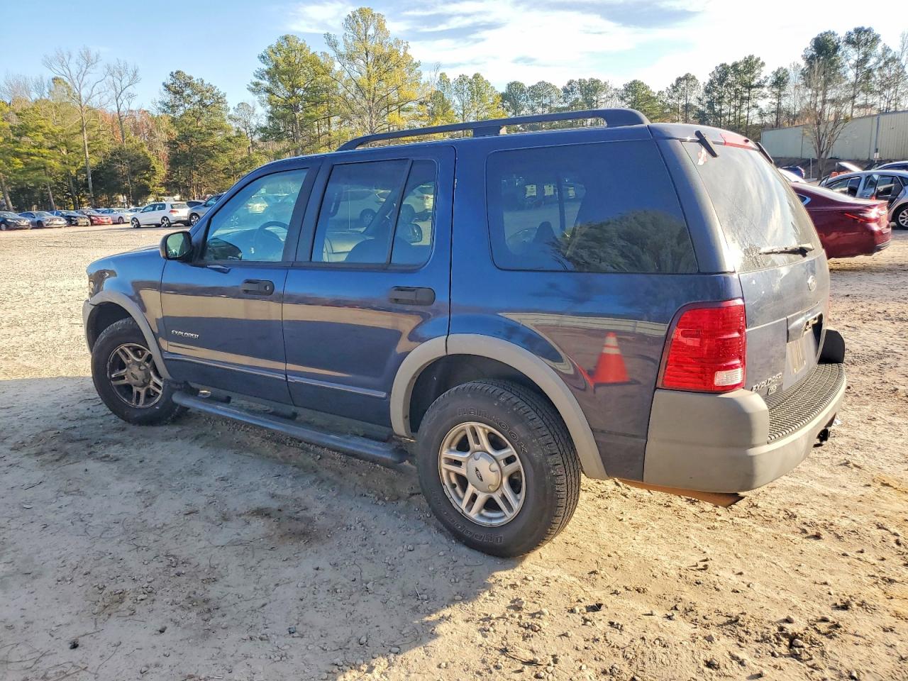 2002 FORD EXPLORER XLS photo 2