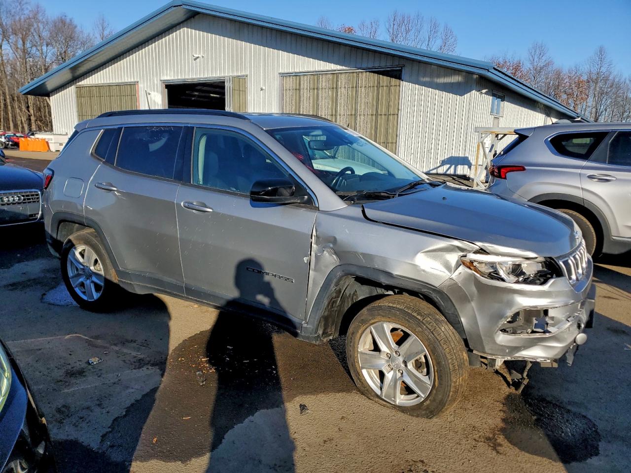 2022 JEEP COMPASS LATITUDE photo 4