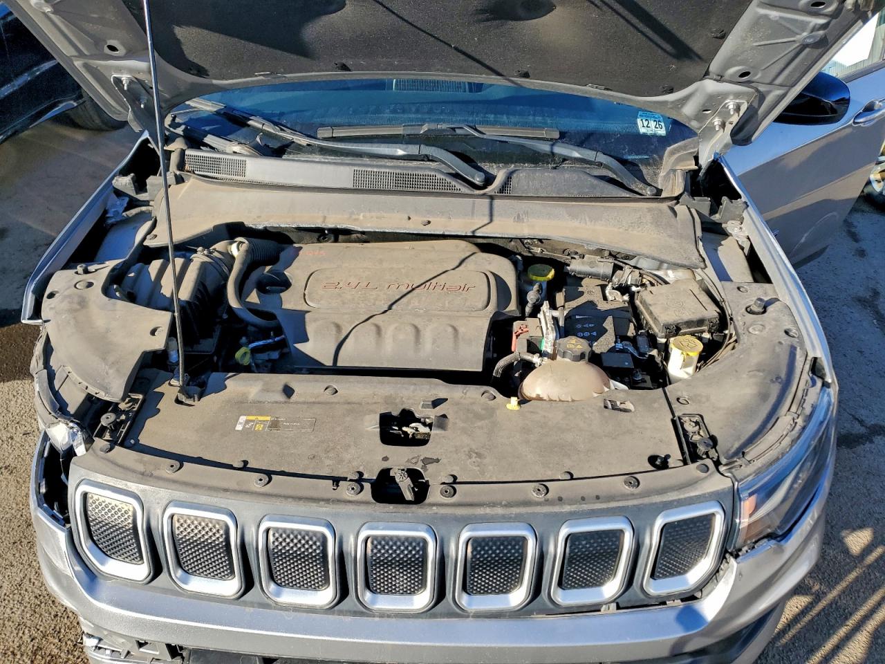 2022 JEEP COMPASS LATITUDE photo 12