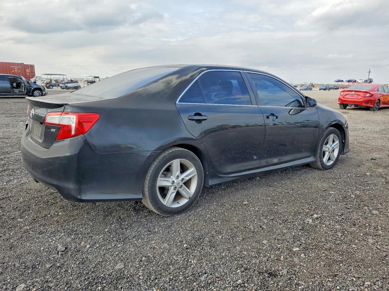 2012 TOYOTA CAMRY BASE photo 3