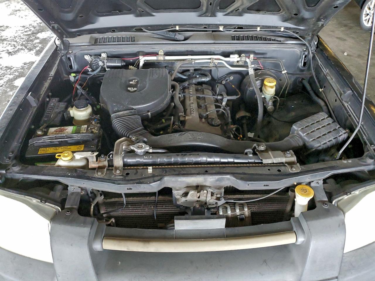 2001 NISSAN FRONTIER XE photo 11