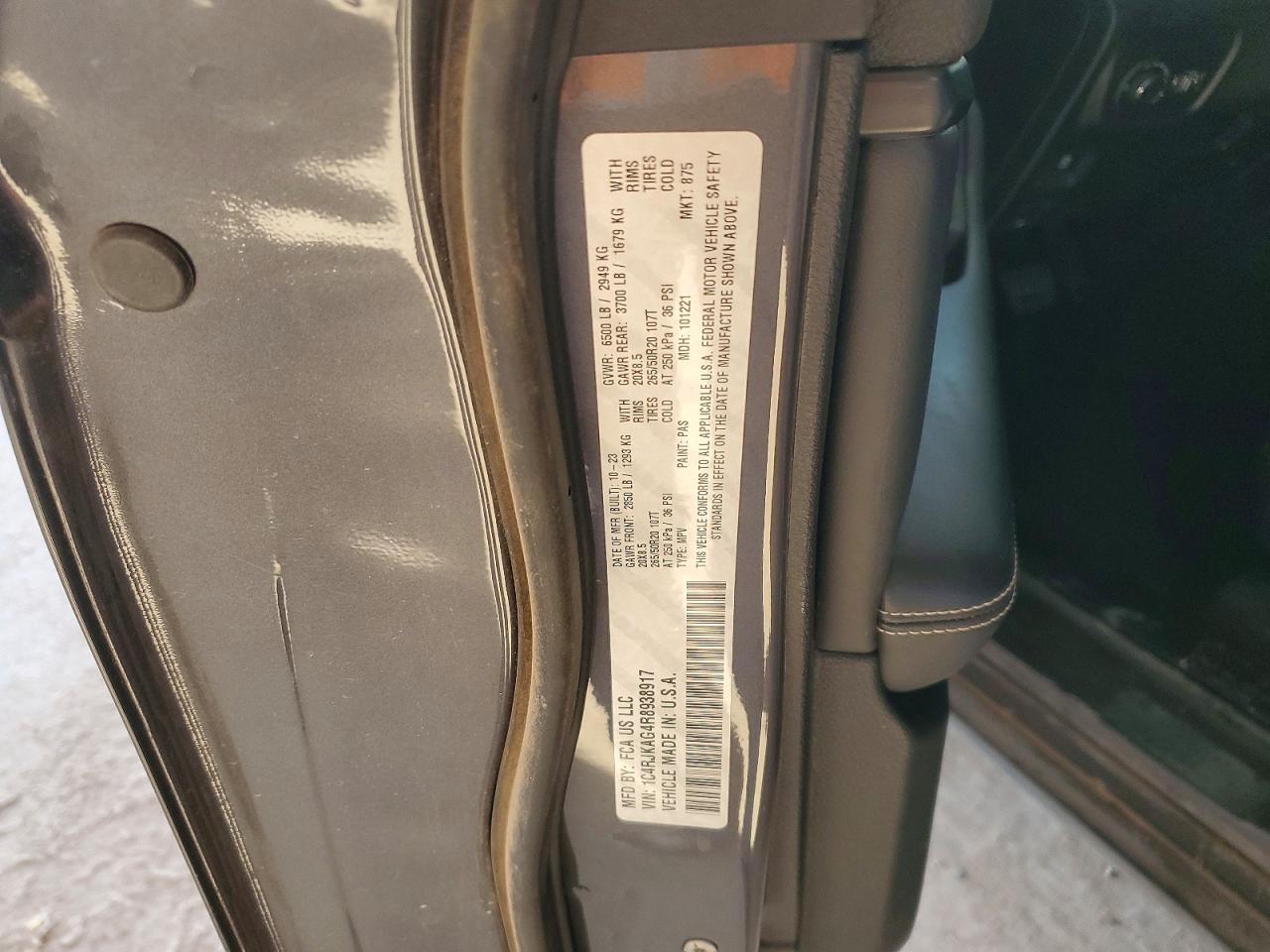 2024 JEEP GRAND CHEROKEE L LAREDO photo 14