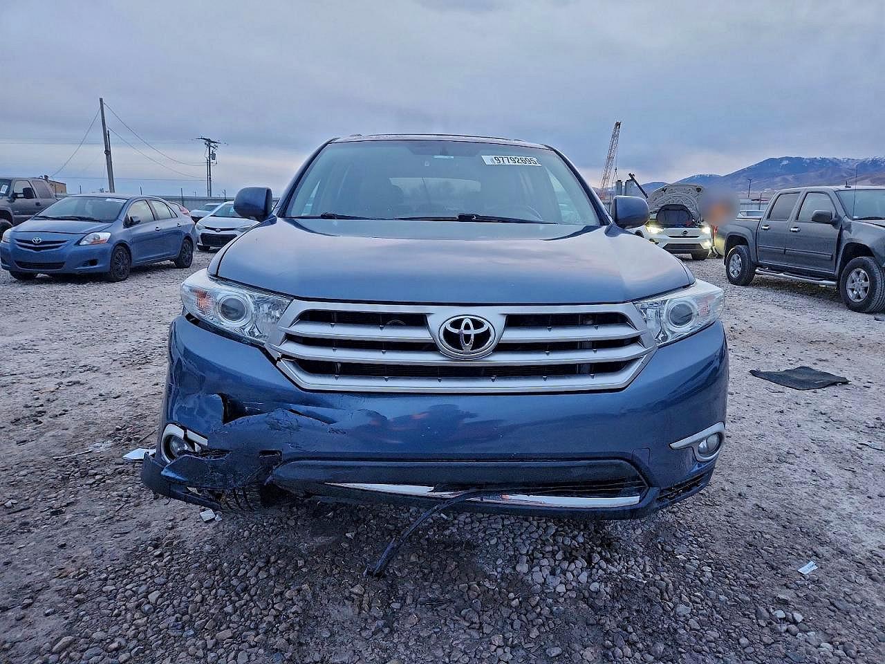 2011 TOYOTA HIGHLANDER LIMITED photo 5