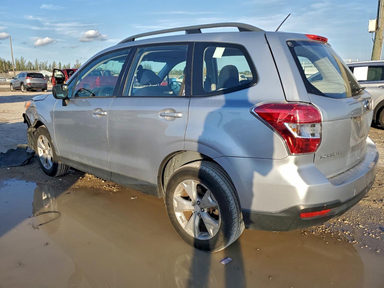 2015 SUBARU FORESTER 2.5I photo 2