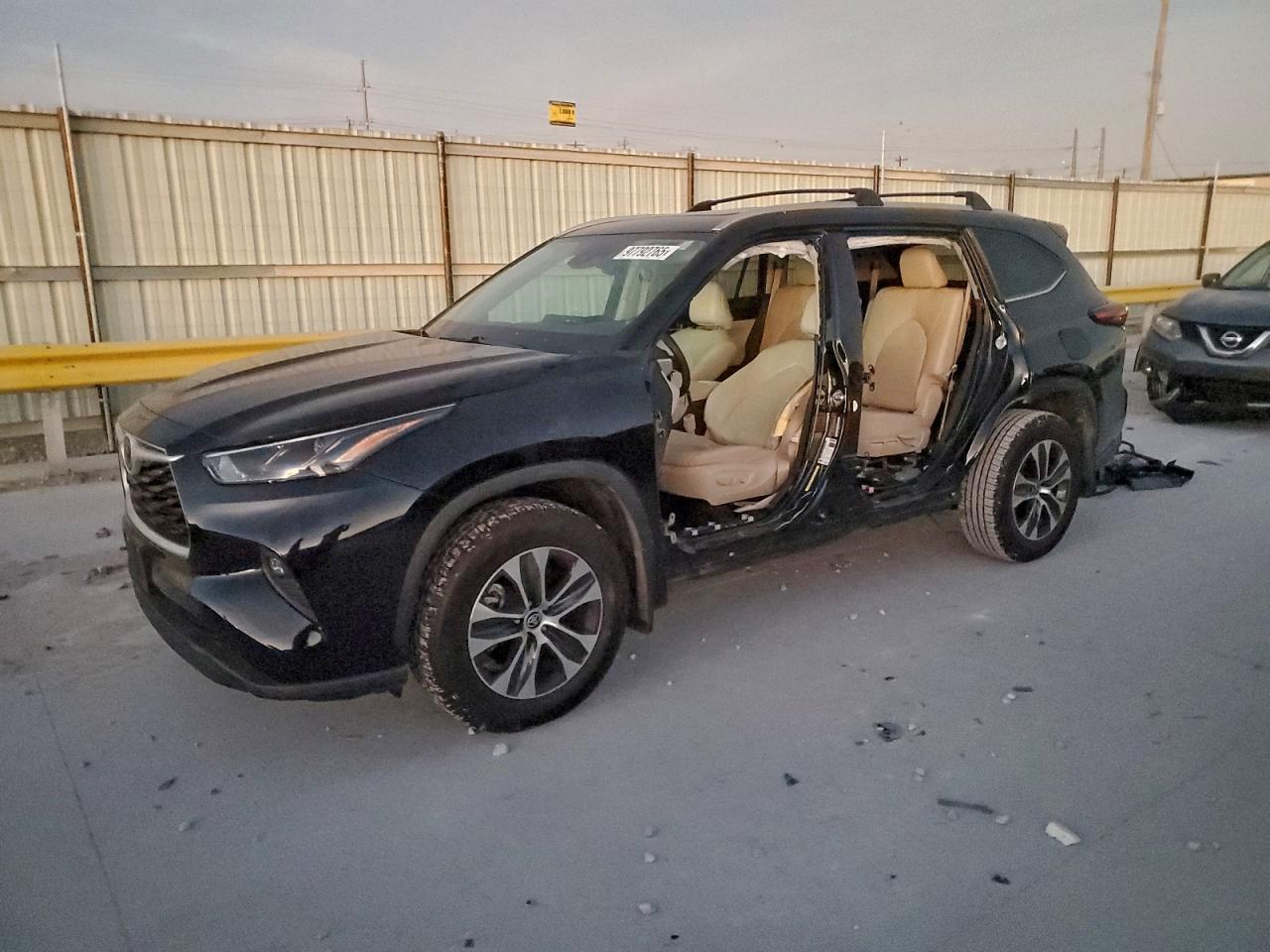 2023 TOYOTA HIGHLANDER
