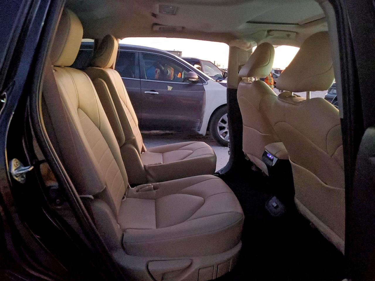 2023 TOYOTA HIGHLANDER HYBRID XLE photo 11