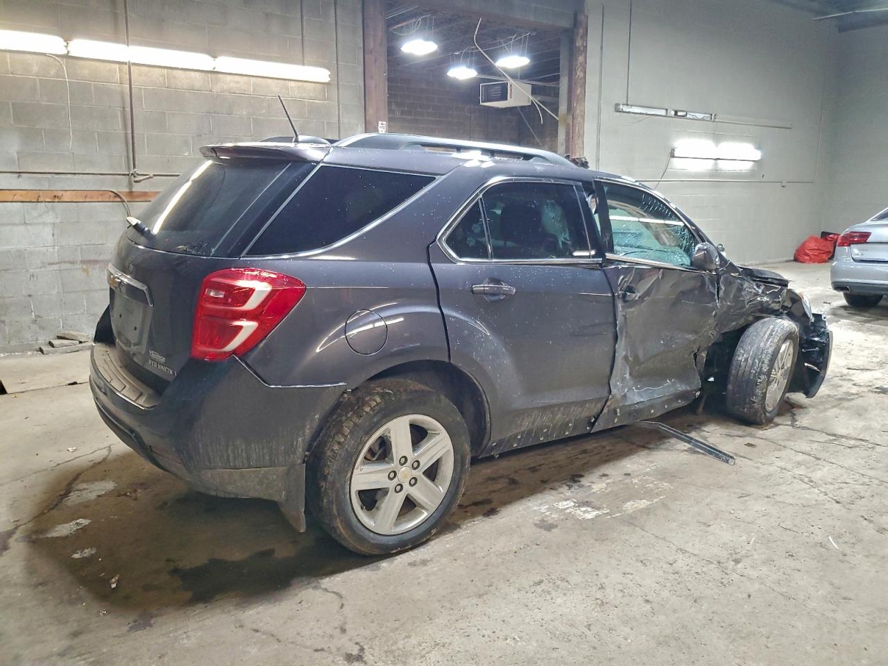 2016 CHEVROLET EQUINOX LT photo 3