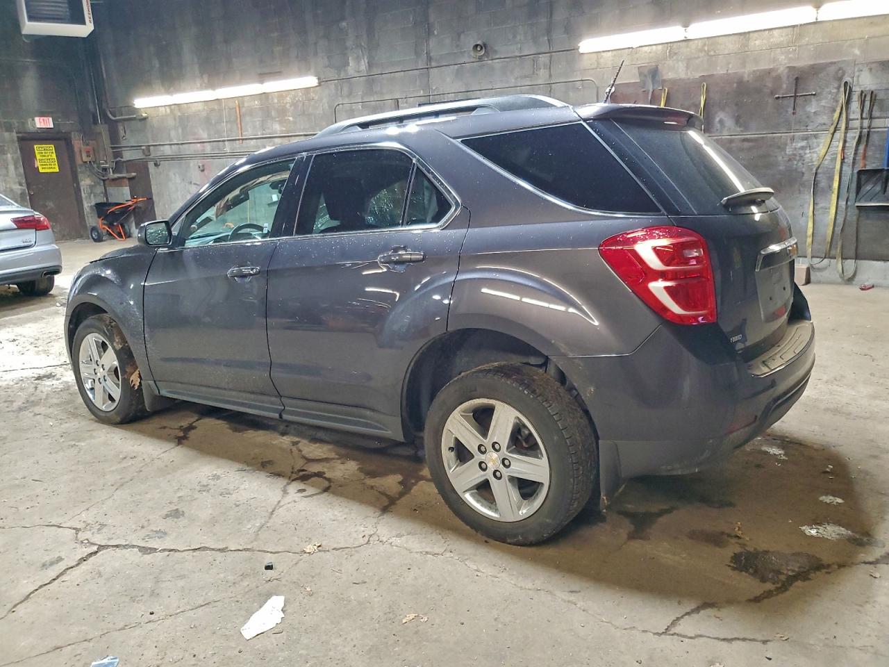 2016 CHEVROLET EQUINOX LT photo 2