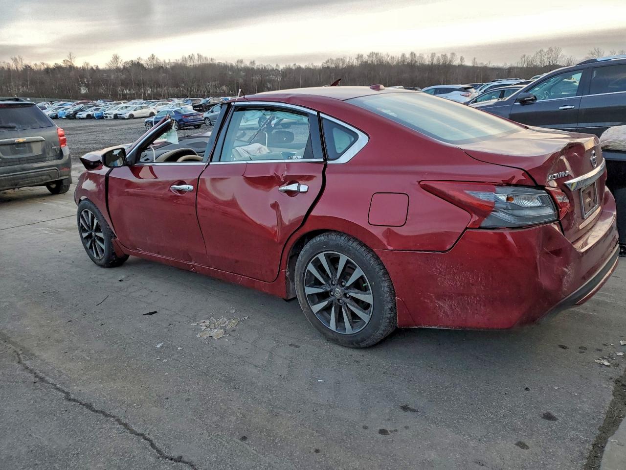 2018 NISSAN ALTIMA 2.5 SV photo 2