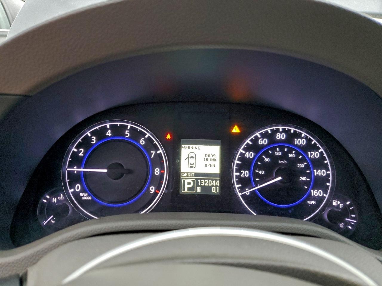 2012 INFINITI G37 photo 9