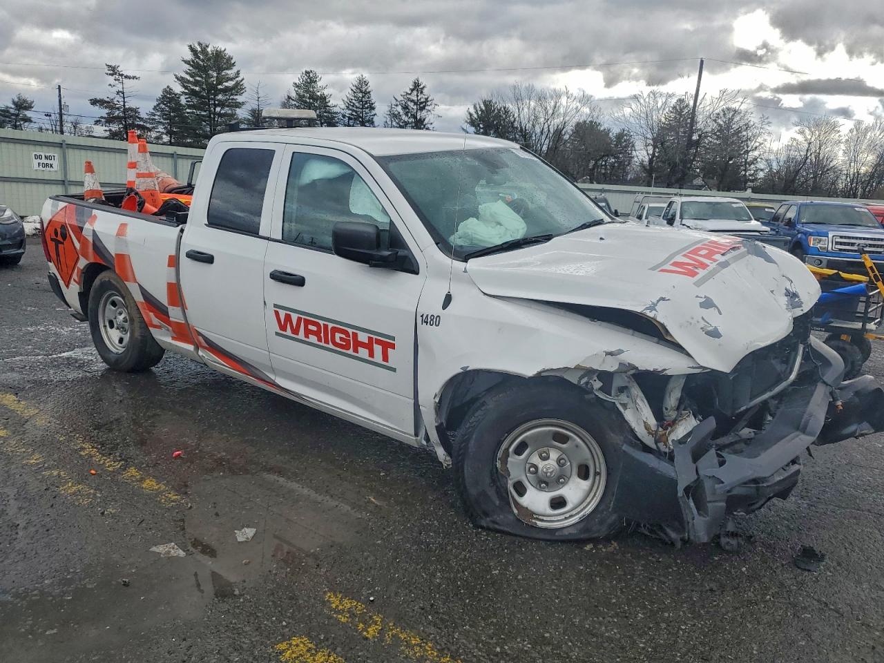 2022 RAM 1500 CLASSIC TRADESMAN photo 4