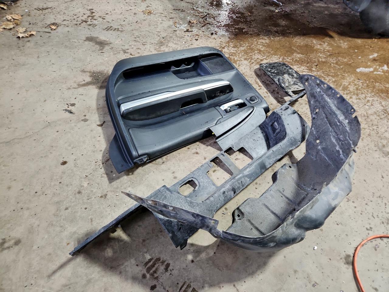 2014 TOYOTA TUNDRA CREWMAX SR5 photo 12